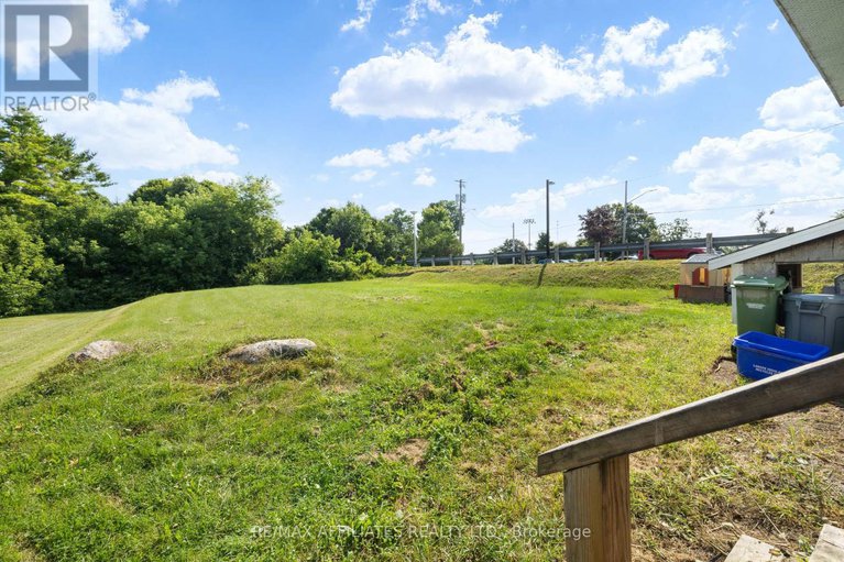28666131/79-george-street/lanark-highlands-lanark-village/lanark-highlands/ontario/K0G1K0_42