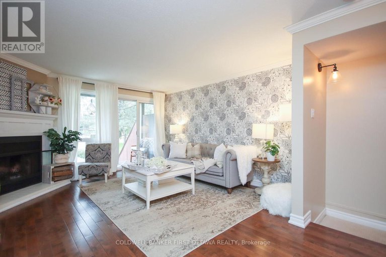 28331293/a-6702-jeanne-darc-boulevard-n/orleans-wood/ottawa/ontario/K1C6E9_15