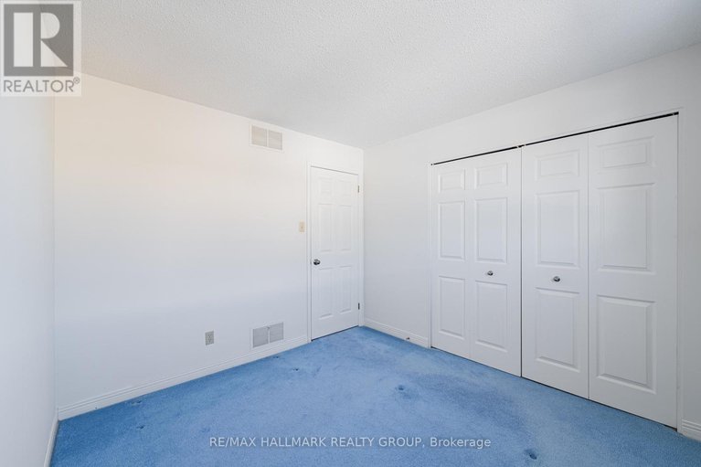 29320799/52-thare-crescent/knollsbrook/ottawa/ontario/K2J2P5_40