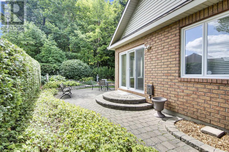 28641849/35-fieldcrest-avenue/longfields/ottawa/ontario/K2J4Y8_43