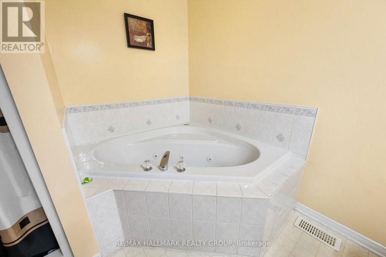 29405879/857-nesting-way-nw/fallingbrookgardenway-south/ottawa/ontario/K4A3X3_26