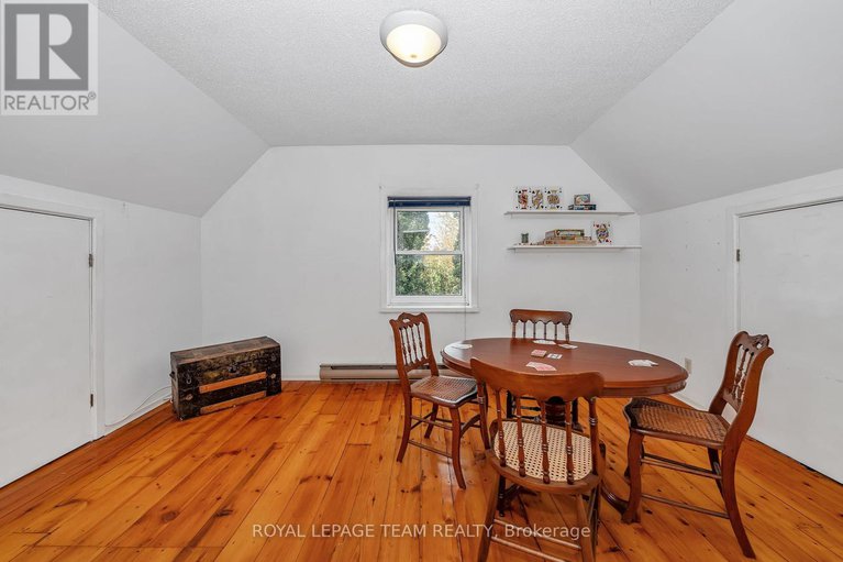28964776/2307-scrivens-drive/osgoode-twp-north-of-reg-rd-6/ottawa/ontario/K0A2P0_32