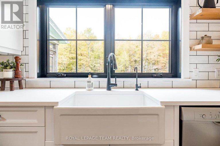 28924713/102-brookberry-crescent/north-grenville-twp-kemptville-south/north-grenville/ontario/K0G1J0_21