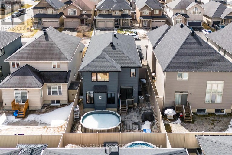 28408165/249-fountainhead-drive/mer-bleuebradley-estatesanderson-park/ottawa/ontario/K1W0H4_39