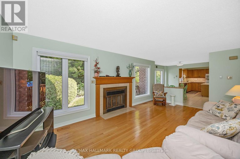 29019448/1725-autumn-ridge-drive/chapel-hill/ottawa/ontario/K1C6Z1_20