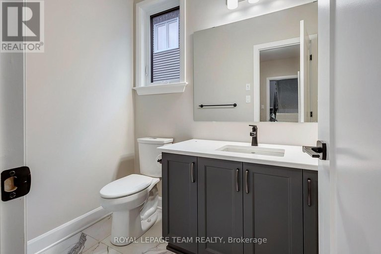 29616628/737-gamble-drive/village-of-russell/russell/ontario/K4R0G5_12