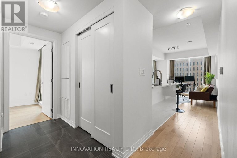 28527164/701-805-carling-avenue/west-centre-town/ottawa/ontario/K1S5W9_12