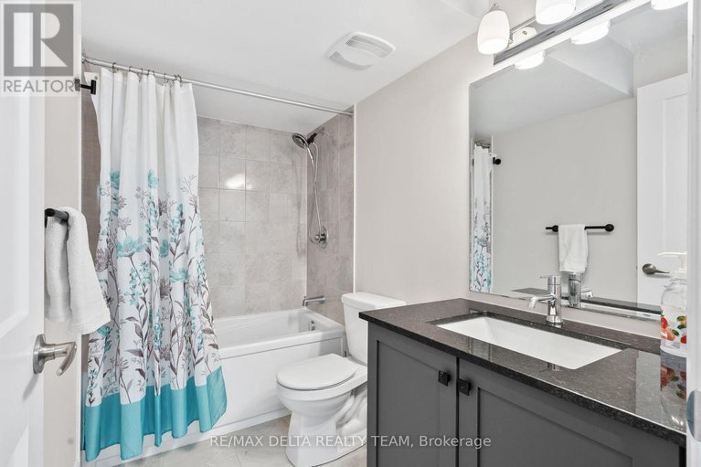 28323311/820-mercier-crescent/orleans-village/ottawa/ontario/K1W0N6_38