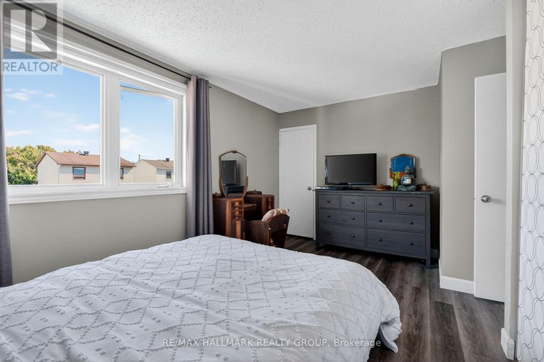 28929560/1821-brousseau-crescent/chateauneuf/ottawa/ontario/K1C2Y5_24