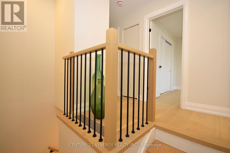 29092514/32-660-hochelaga-street/carson-meadows/ottawa/ontario/K1K2E9_32