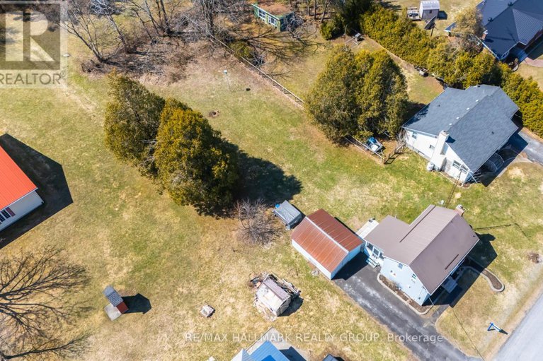 28150362/5-nelson-street/finch/north-stormont/ontario/K0C1K0_20
