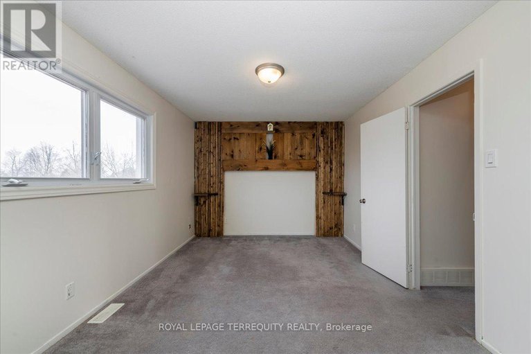 28207825/59-sunridge-lane/on-the-green/ottawa/ontario/K2J2N9_17