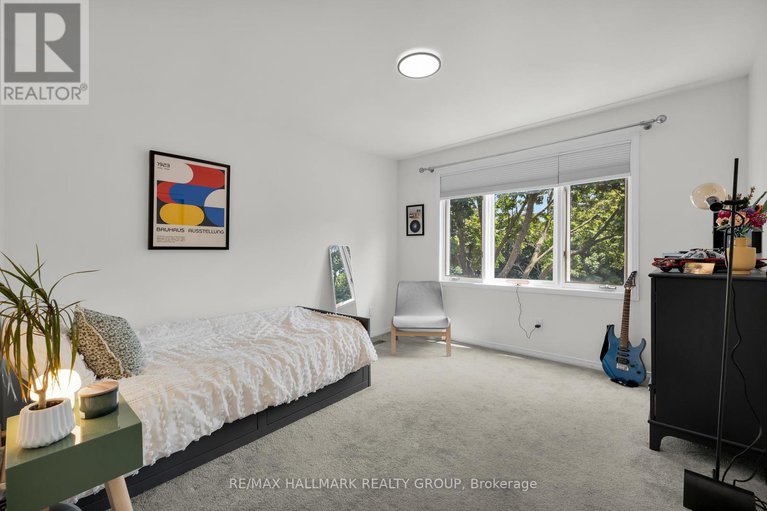 28625672/16-allenby-road/morgans-grantsouth-march/ottawa/ontario/K2K2H2_28