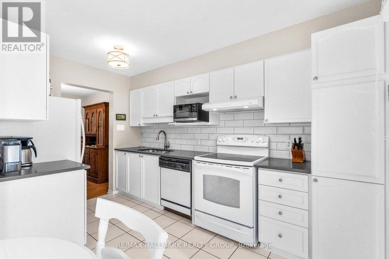 29060458/1567-cedar-mills-road/chateauneuf/ottawa/ontario/K1C7L9_11