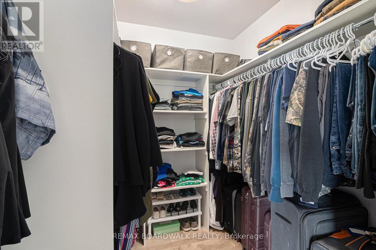 29534342/1139-st-joseph-road/russell-twp/russell/ontario/K0A1W0_20