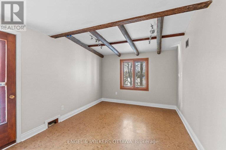 28608885/32-ryeburn-drive/riverside-southgloucester-glen/ottawa/ontario/K1V1H6_27