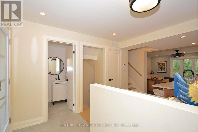 29092514/32-660-hochelaga-street/carson-meadows/ottawa/ontario/K1K2E9_5