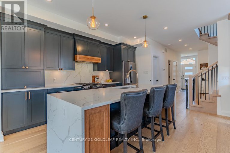 28880325/30-king-george-street/overbrook/ottawa/ontario/K1K1V8_10