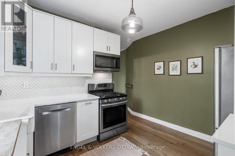 29096318/2-lower-charlotte-street/lower-town/ottawa/ontario/K1N8K1_19