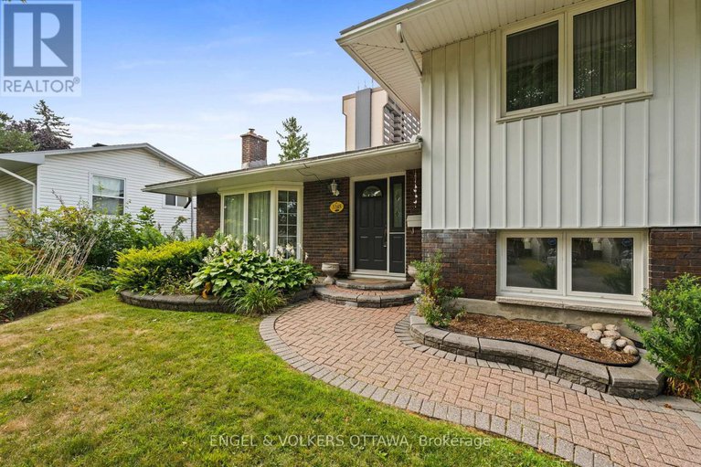 28812739/3348-kodiak-street/south-keys/ottawa/ontario/K1V7S8_3