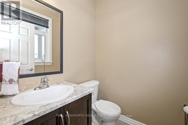 29306018/129-tradewinds-crescent/north-grenville-twp-kemptville-south/north-grenville/ontario/K0G1J0_25