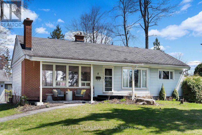 28406748/8-pineglen-crescent/pineglencountry-place/ottawa/ontario/K2E6X7_5