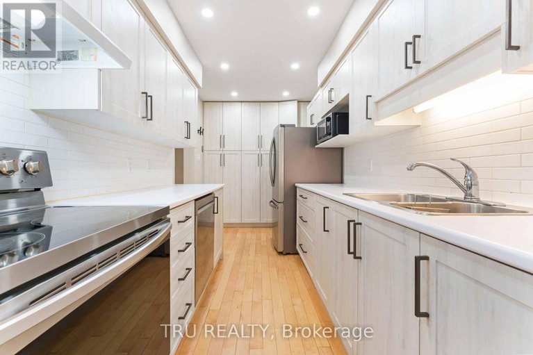 28983915/30-shearer-crescent/katimavik/ottawa/ontario/K2L3M7_5