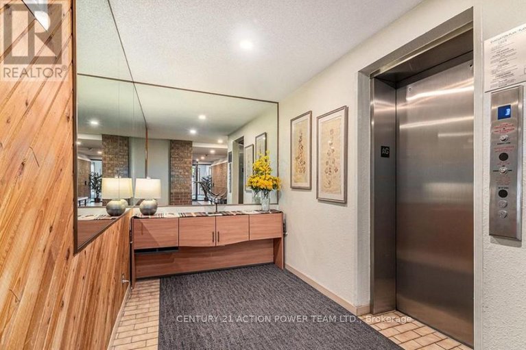 29632846/110-316-savard-avenue/vanier/ottawa/ontario/K1L7S2_6