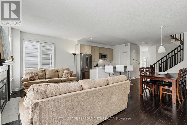 29430720/810-white-alder-avenue/blossom-parkkemp-parkfindlay-creek/ottawa/ontario/K1T0G2_10