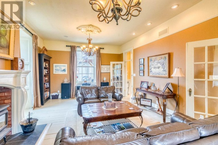 29661848/1202-ramsay-concession-8-road/mississippi-mills-ramsay-twp/mississippi-mills/ontario/K0A1A0_15