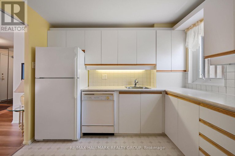 28749061/602-1081-ambleside-drive/woodroffe/ottawa/ontario/K2B8C8_13