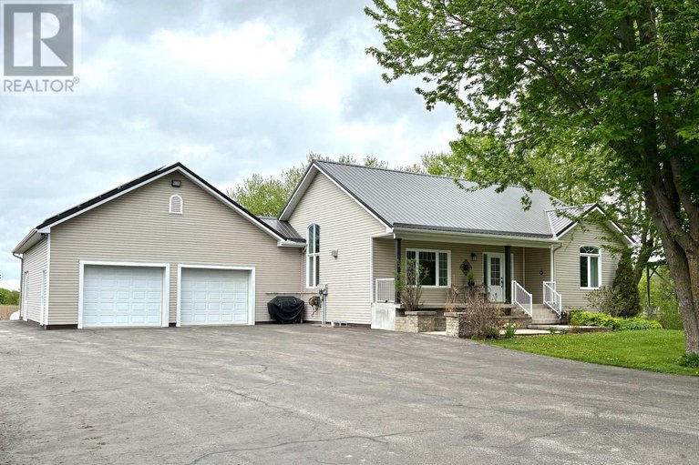 28059676/1508-st-andre-road/russell-twp/russell/ontario/K0A1W0_2