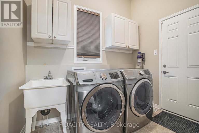 28251361/151-antler-court/mississippi-mills-ramsay-twp/mississippi-mills/ontario/K0A1A0_15