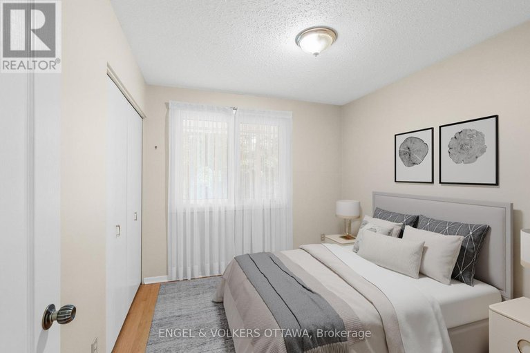 28812739/3348-kodiak-street/south-keys/ottawa/ontario/K1V7S8_26