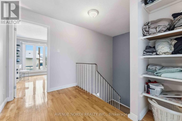 29235552/1017-arrowhead-place/convent-glen/ottawa/ontario/K1C2S5_13