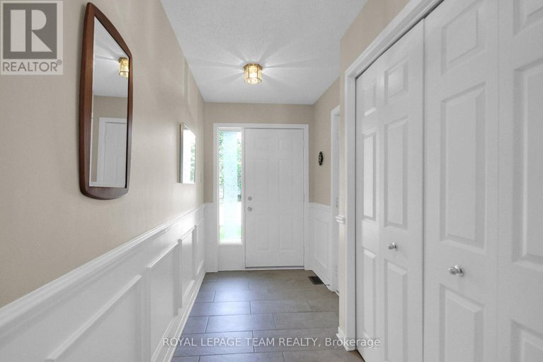 28525664/20-grand-cedar-court/stittsville-central/ottawa/ontario/K2S1C8_2