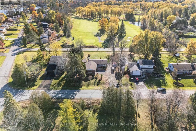 29047686/1218-upton-road/manotick-south-to-roger-stevens/ottawa/ontario/K4M1B3_36