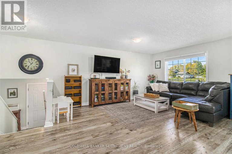 28952555/164-brittany-street/drummond-n-elmsley-drummond-twp/drummondnorth-elmsley/ontario/K7C4K9_7