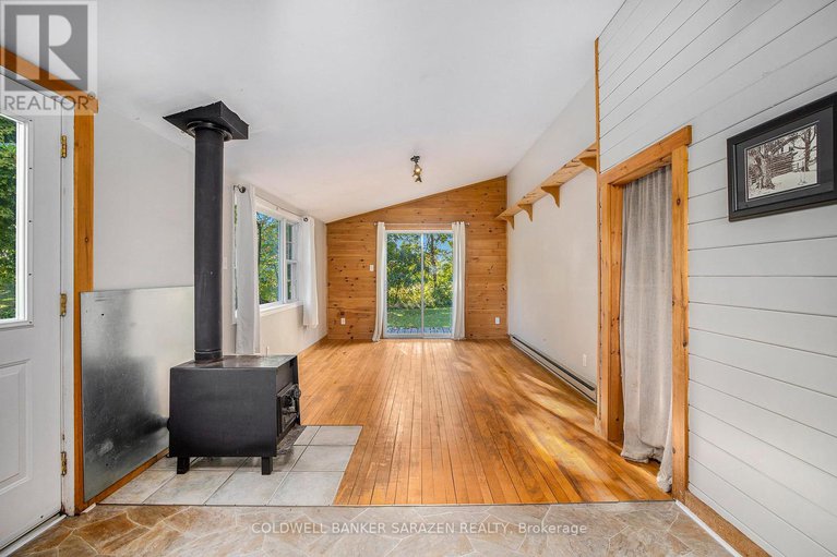 28582793/2030-burnstown-road/mcnabbraeside-twps/mcnabbraeside/ontario/K7V3Z4_16