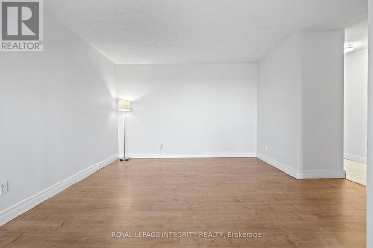 29046405/1201-900-dynes-road/carleton-square/ottawa/ontario/K2C3L6_13