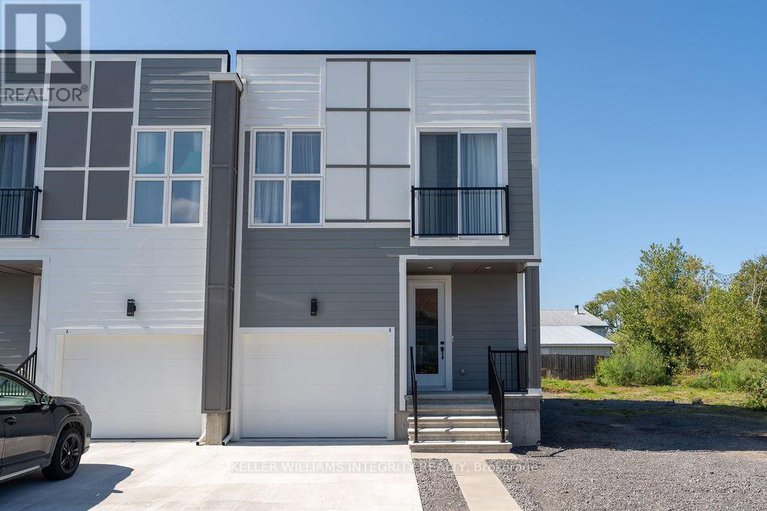 28308587/a-875-contour-street/mer-bleuebradley-estatesanderson-park/ottawa/ontario/K1W0G6_3