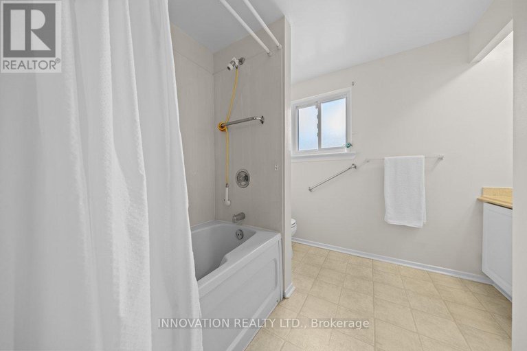 28586268/63-castlefrank-road/glencairnhazeldean/ottawa/ontario/K2L2E6_13
