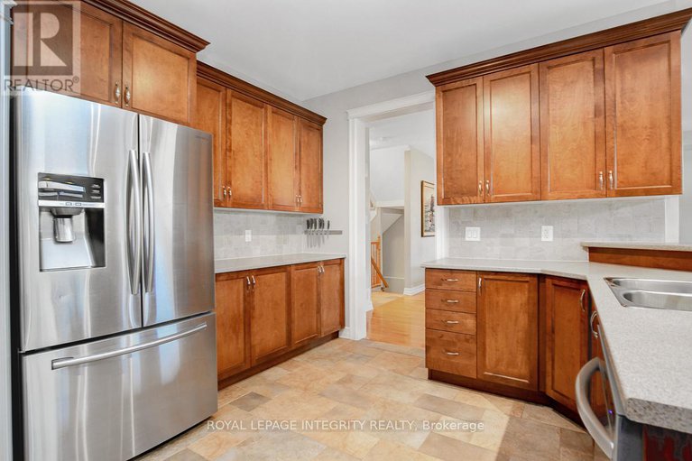 28938708/165-saltspring-private/bridlewood/ottawa/ontario/K2M0B1_18