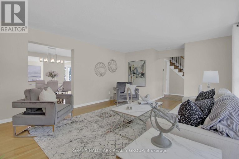 28723074/51-charkay-street/borden-farmstewart-farmcarleton-heightsparkwood-hills/ottawa/ontario/K2E5N5_12