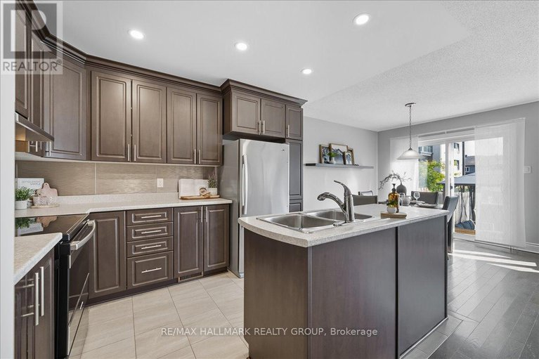 28911459/2354-marble-crescent/town-of-rockland/clarence-rockland/ontario/K4K0H1_5