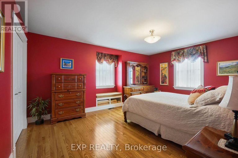 28754156/183-hamilton-road/russell-twp/russell/ontario/K4R0J1_12