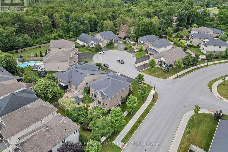 29226737/51-bridle-crest-court/bridlewood/ottawa/ontario/K2M0H5_48