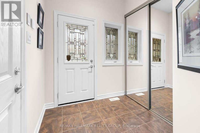 29648631/548-langelier-avenue/mer-bleuebradley-estatesanderson-park/ottawa/ontario/K1W0E7_3