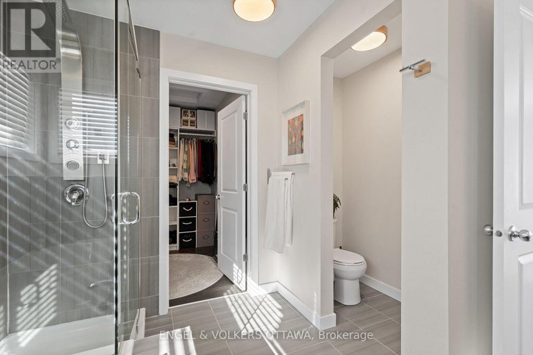 29373193/267-sceptre-way/emerald-meadowstrailwest/ottawa/ontario/K2V0C6_27