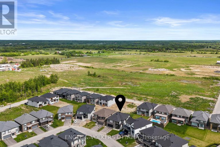 28466591/117-orchestra-way/riverside-southgloucester-glen/ottawa/ontario/K4M0R5_41